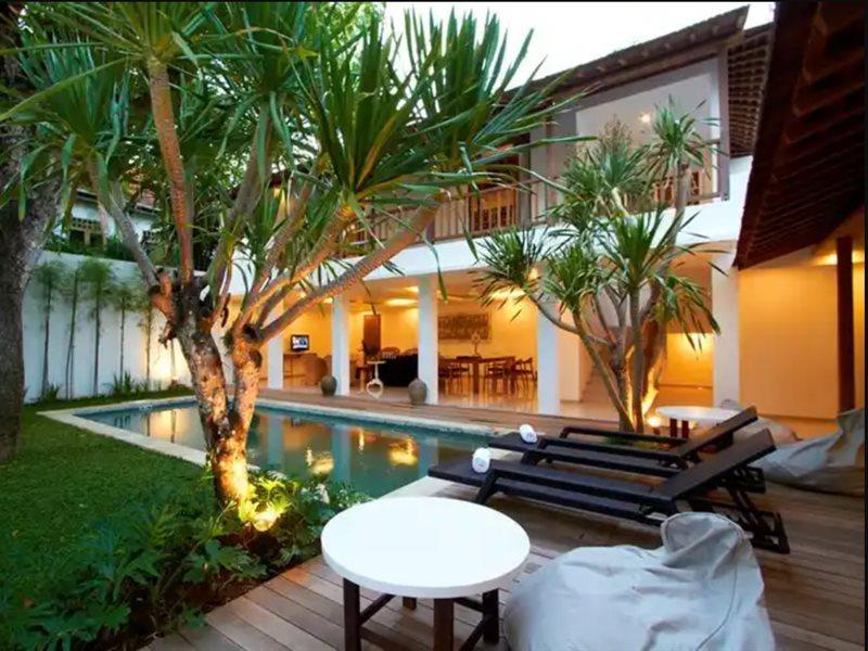 The One Astana Villa Sanur Exterior foto